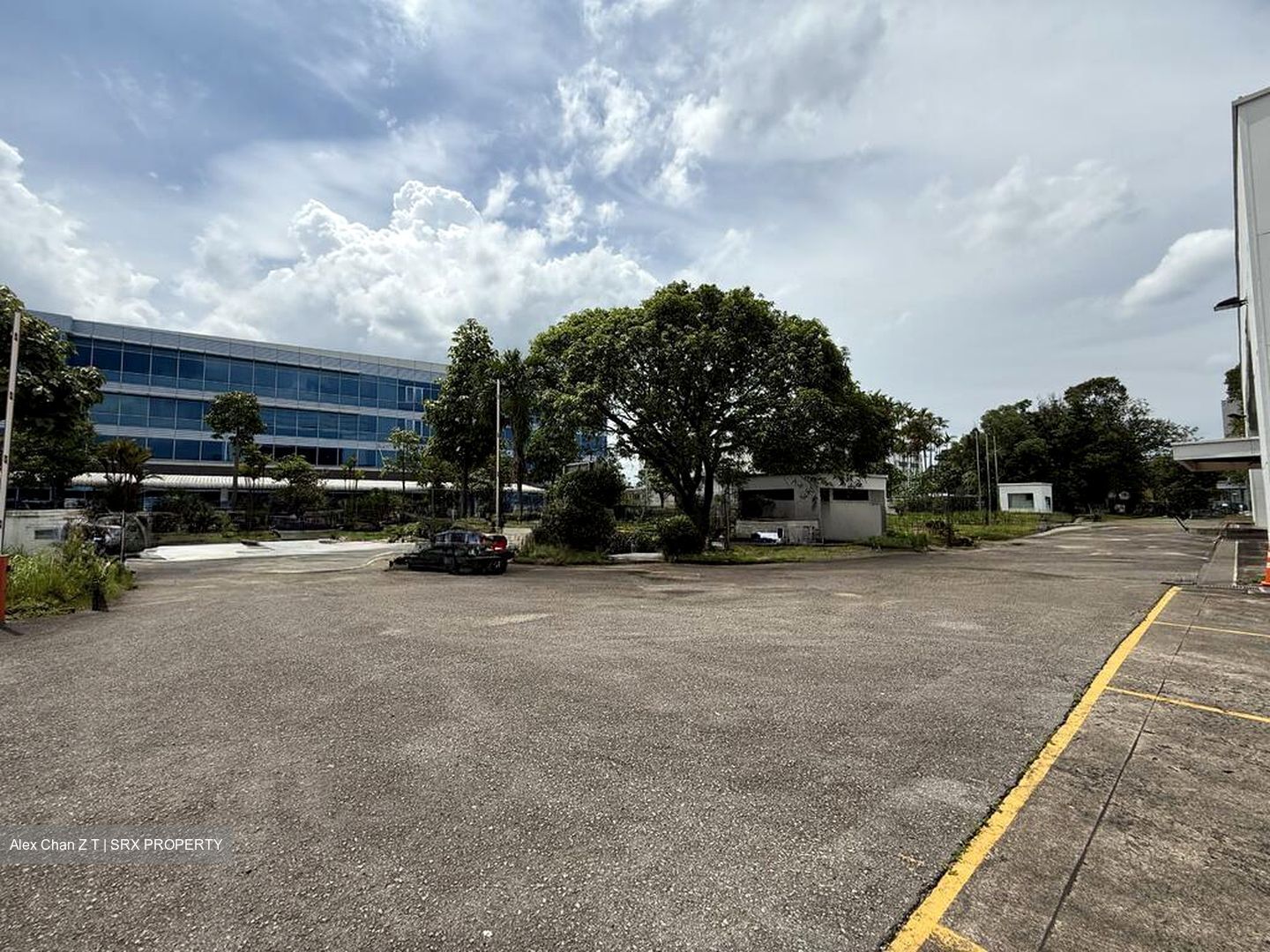 Tuas Avenue 8 (D22), Factory #578704091